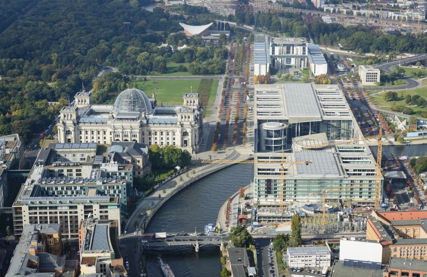 Berlin Insights: Politics, History, and the Road to Freedom